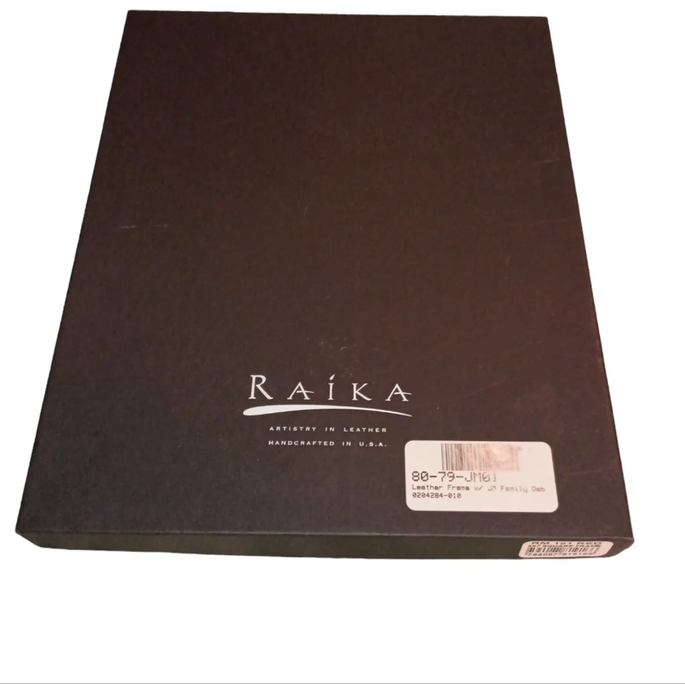 Raika 5 X 7 WIDE BORDER LEATHER FRAME Red with an embroidered tree of li…